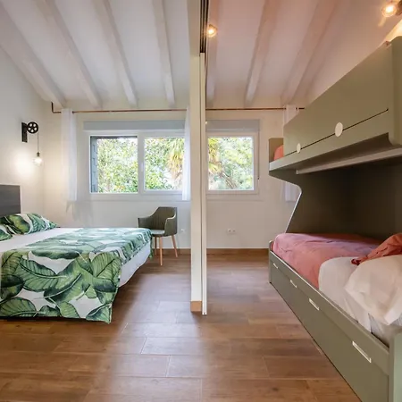 Apartment Garden Rock Santillana del Mar